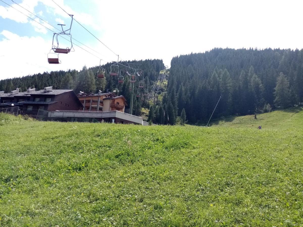 Comodo Alloggio Con Accesso Diretto Alle Piste Santa Caterina Valfurva Exterior foto